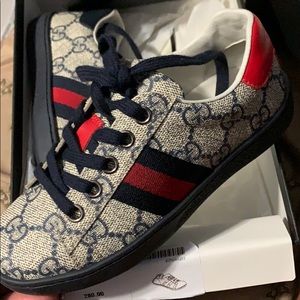 Kids Gucci shoe